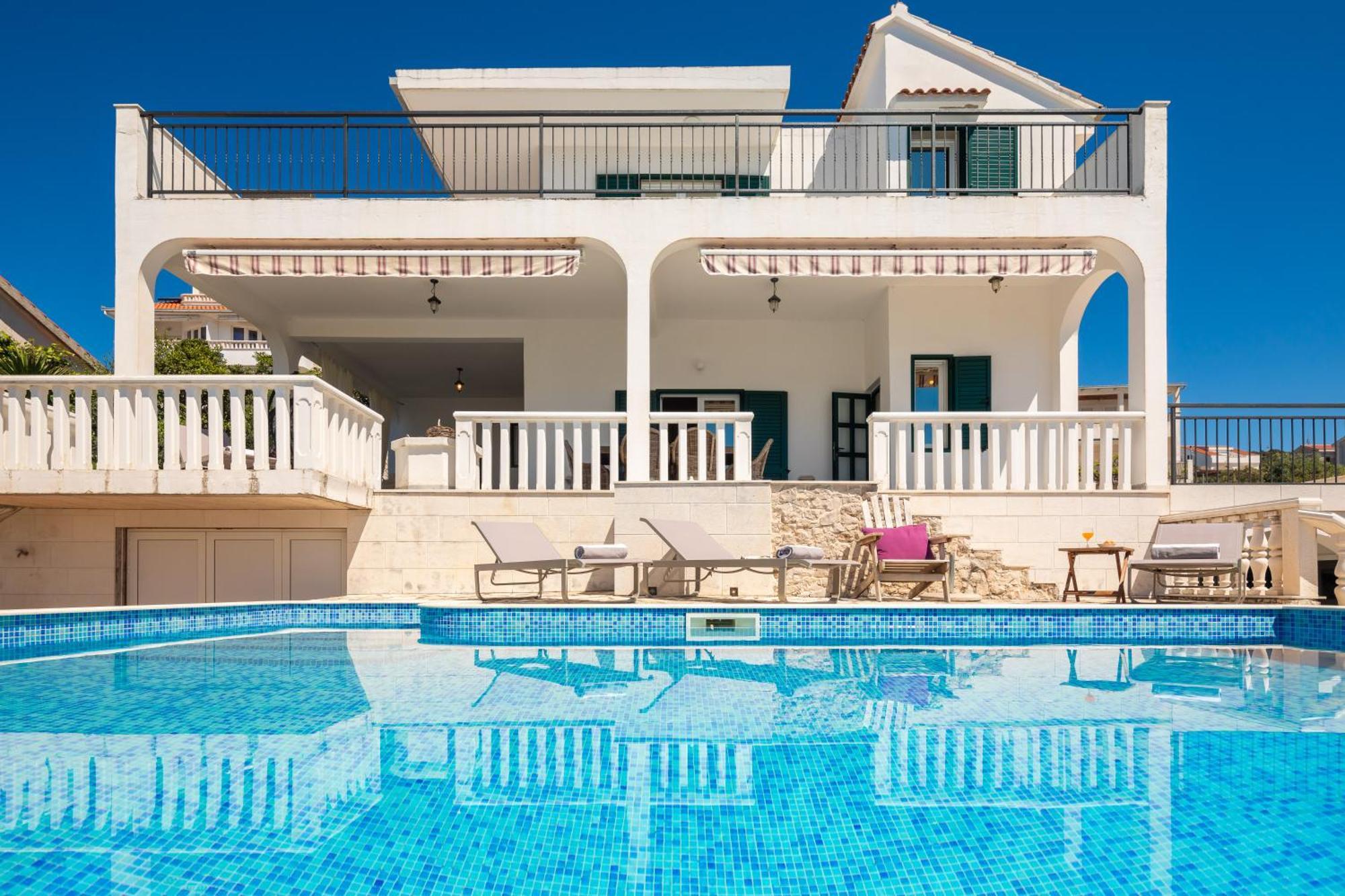 Gajeta Villa Sevid